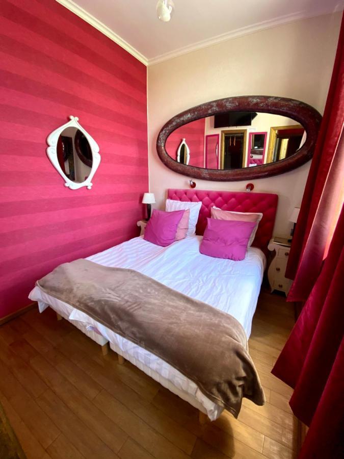 Le Chateau De Frankie Spas-Saunas Grand-Reng Bagian luar foto