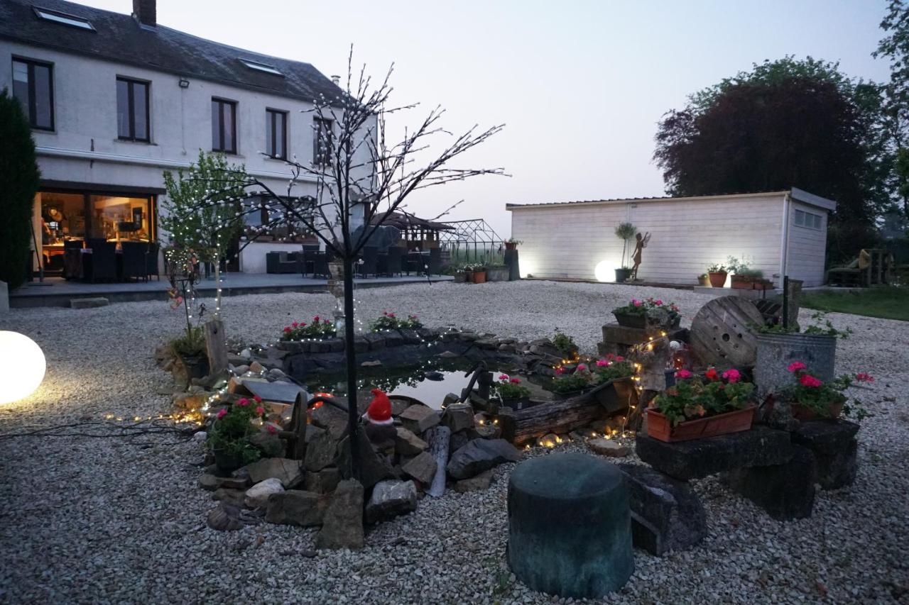 Le Chateau De Frankie Spas-Saunas Grand-Reng Bagian luar foto