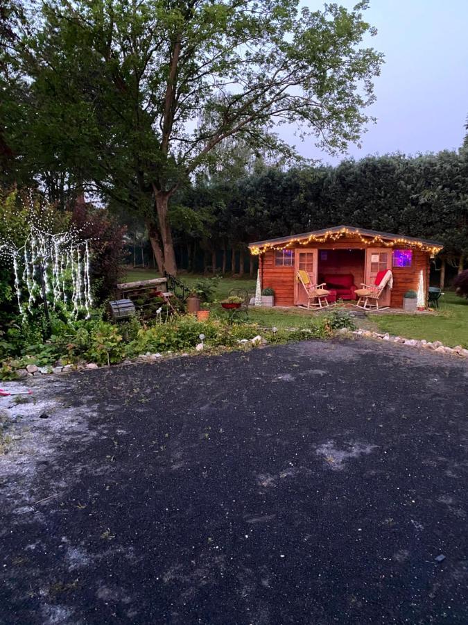 Le Chateau De Frankie Spas-Saunas Grand-Reng Bagian luar foto