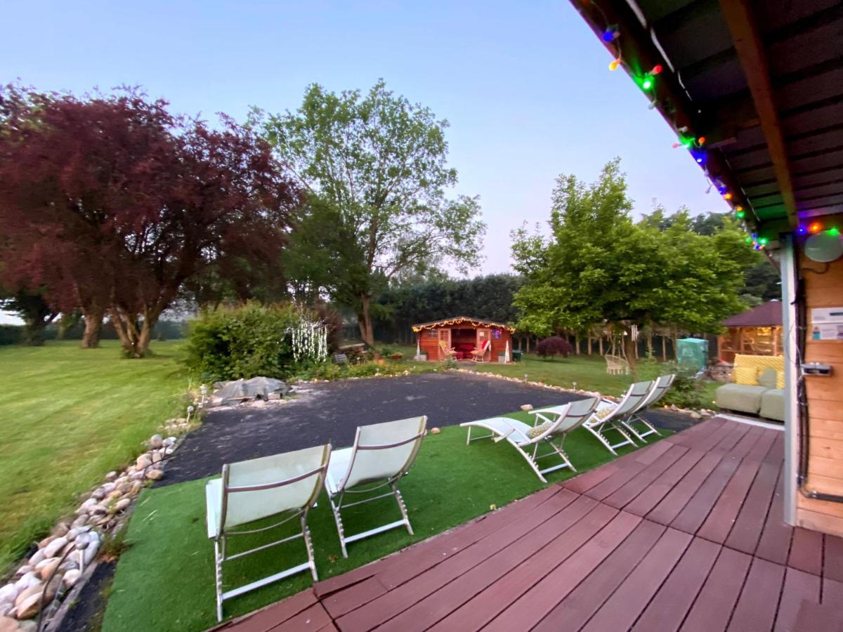 Le Chateau De Frankie Spas-Saunas Grand-Reng Bagian luar foto