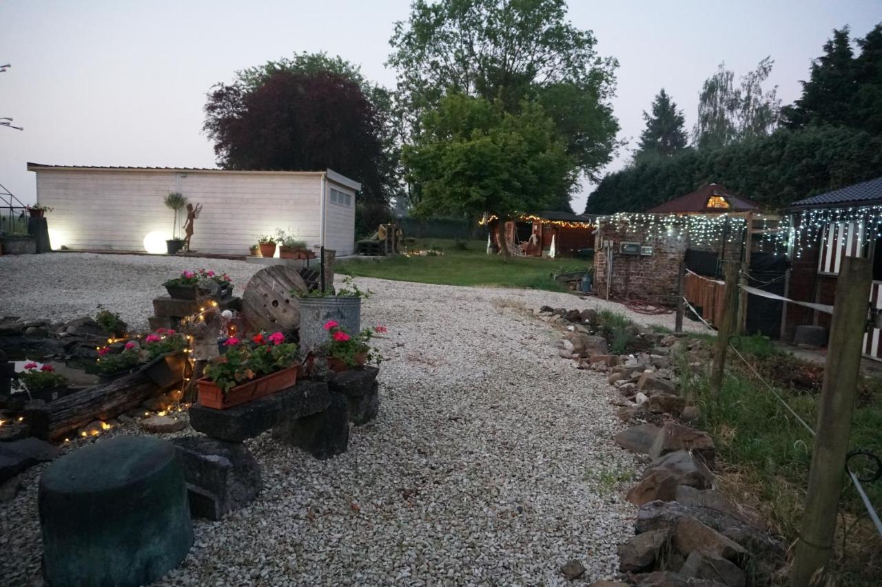 Le Chateau De Frankie Spas-Saunas Grand-Reng Bagian luar foto