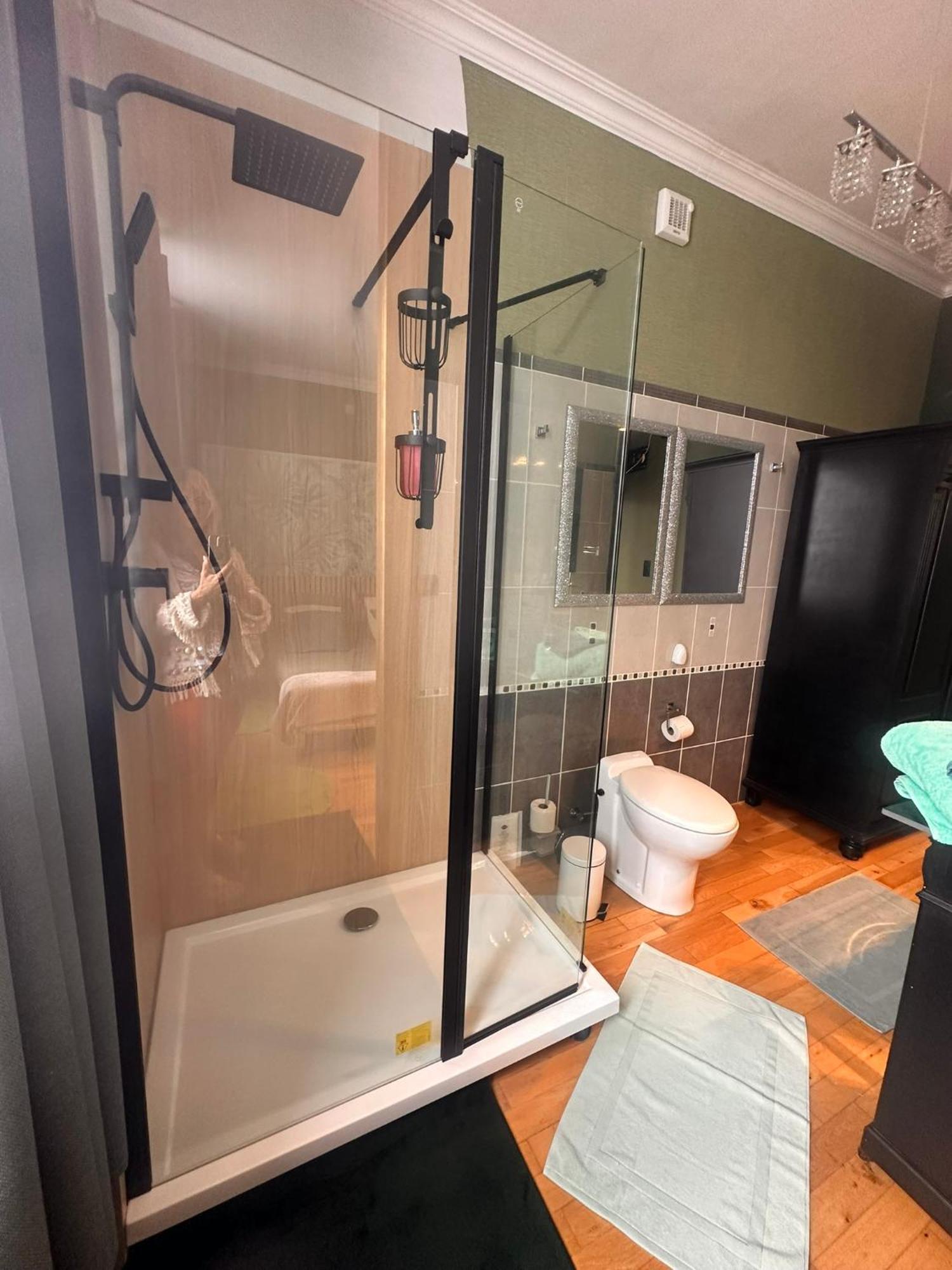 Le Chateau De Frankie Spas-Saunas Grand-Reng Bagian luar foto