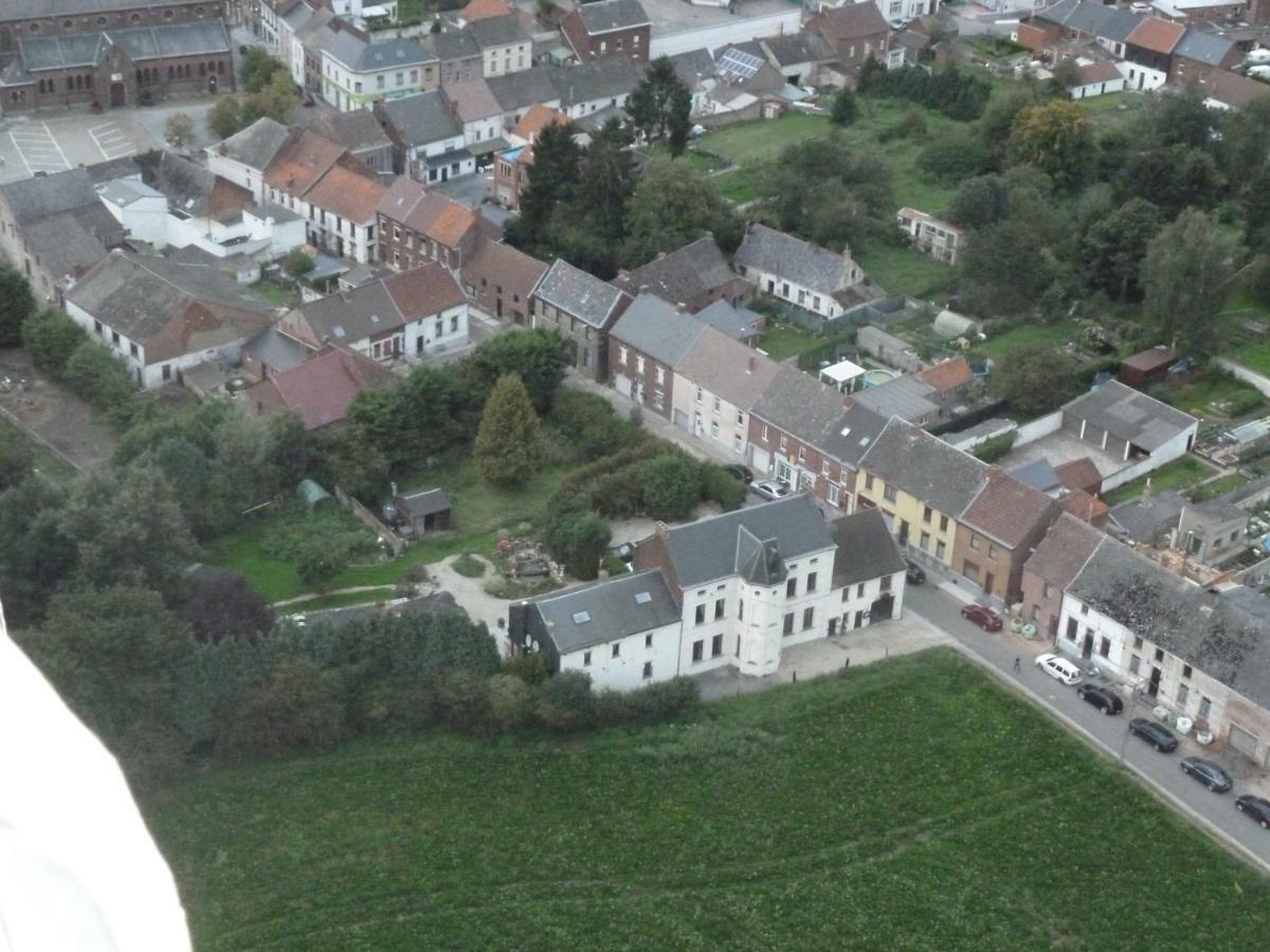 Le Chateau De Frankie Spas-Saunas Grand-Reng Bagian luar foto